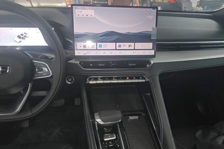 Used Geely Auto Preface 2026 Model Oriental Yao 1.5TD Fuyao Edition Audio And AC Panel