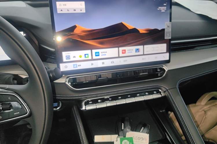 Used Geely Auto Preface 2026 Model Oriental Yao 1.5TD Fuyao Edition Audio And AC Panel
