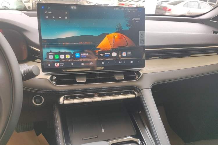 Used Geely Auto Preface 2026 Model Oriental Yao 1.5TD Kunlun Edition Audio And AC Panel