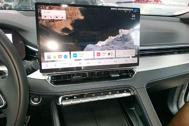 Used Geely Auto Preface 2026 Model Oriental Yao 1.5TD Fuyao Edition Audio And AC Panel