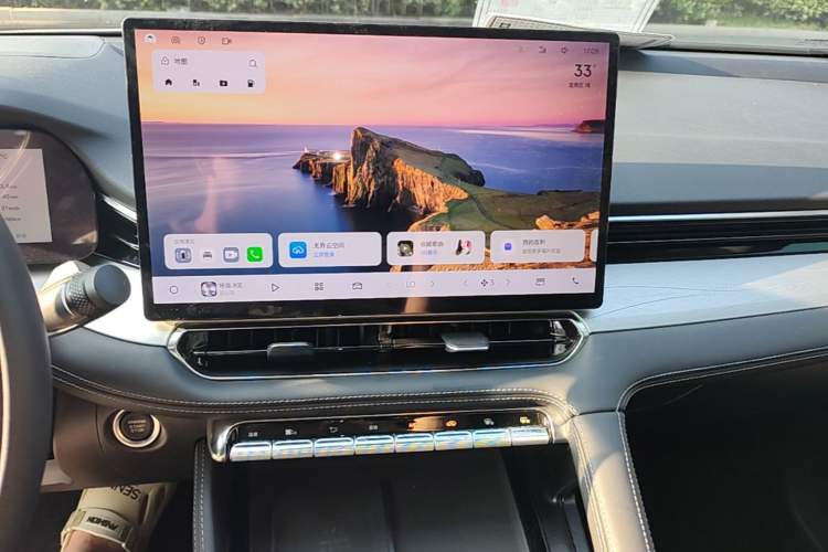 Used Geely Auto Preface 2026 Model Oriental Yao 1.5TD Kunlun Edition Audio And AC Panel