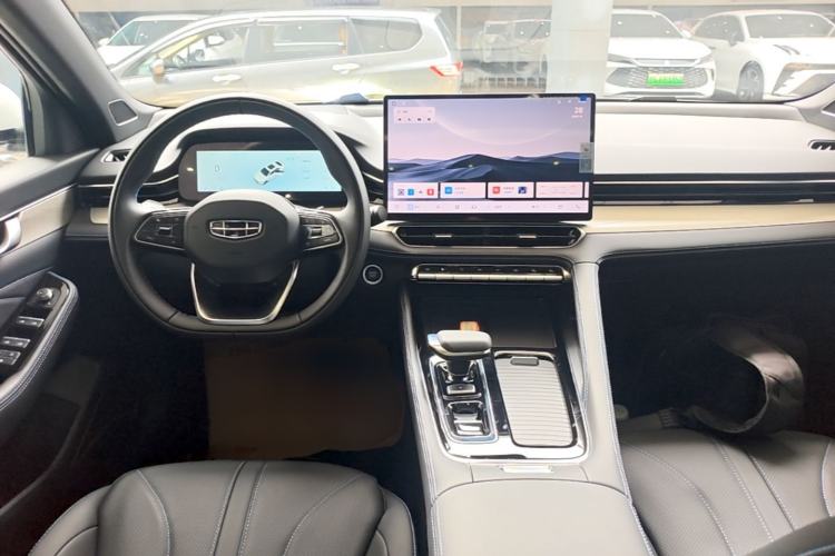Used Geely Auto Preface 2026 Model Oriental Yao 1.5TD Kunlun Edition Center Console