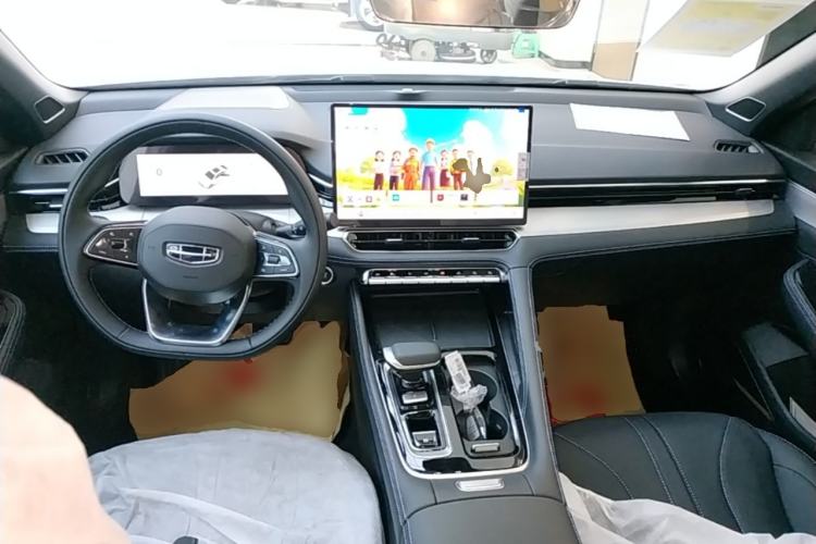 Used Geely Auto Preface 2026 Model Oriental Yao 1.5TD Fuyao Edition Center Console