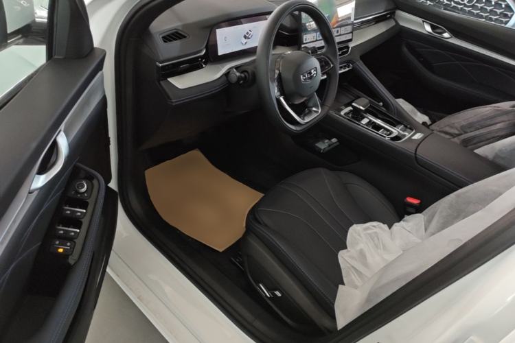 Used Geely Auto Preface 2026 Model Oriental Yao 1.5TD Fuyao Edition Driver Seat