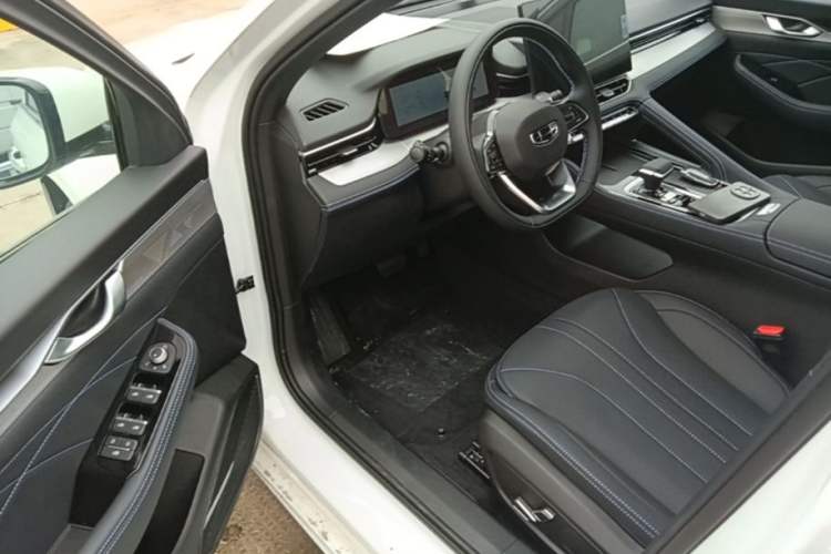 Used Geely Auto Preface 2026 Model Oriental Yao 1.5TD Fuyao Edition Driver Seat