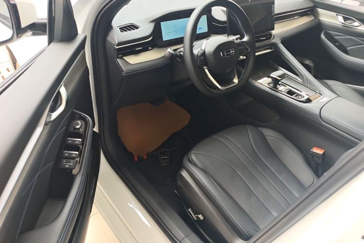 Used Geely Auto Preface 2026 Model Oriental Yao 1.5TD Kunlun Edition Driver Seat