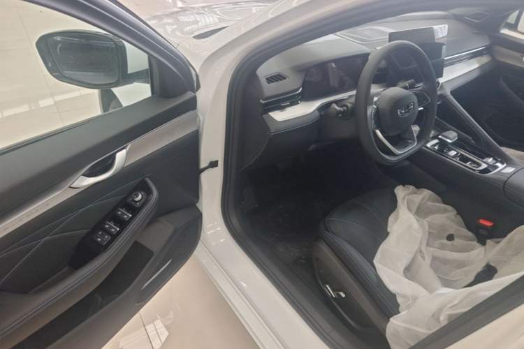 Used Geely Auto Preface 2026 Model Oriental Yao 1.5TD Fuyao Edition Driver Seat