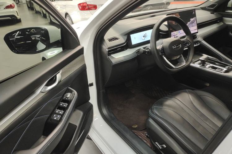 Used Geely Auto Preface 2026 Model Oriental Yao 1.5TD Kunlun Edition Driver Seat