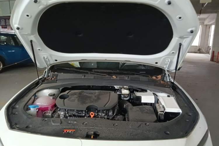 Used Geely Auto Preface 2026 Model Oriental Yao 1.5TD Fuyao Edition Engine Bay