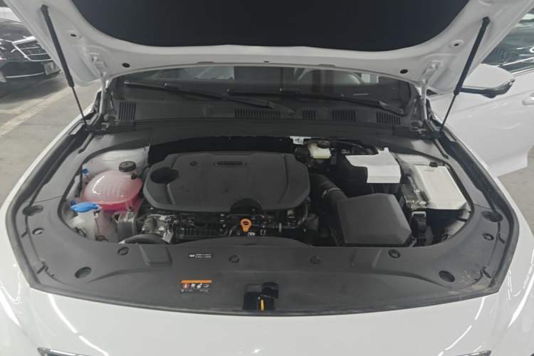 Used Geely Auto Preface 2026 Model Oriental Yao 1.5TD Fuyao Edition Engine Bay