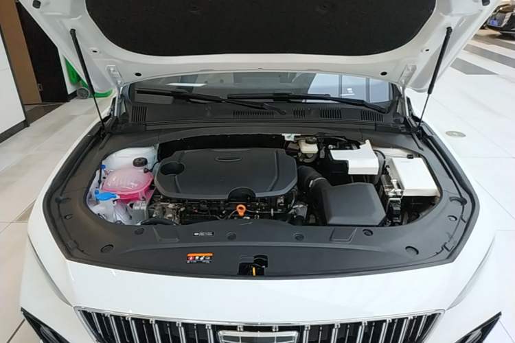 Used Geely Auto Preface 2026 Model Oriental Yao 1.5TD Fuyao Edition Engine Bay
