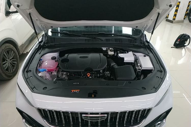 Used Geely Auto Preface 2026 Model Oriental Yao 1.5TD Fuyao Edition Engine Bay