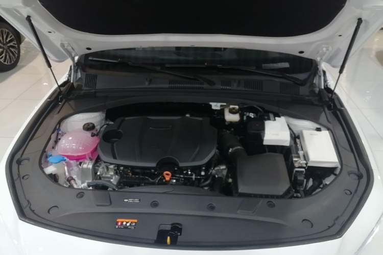 Used Geely Auto Preface 2026 Model Oriental Yao 1.5TD Kunlun Edition Engine Bay