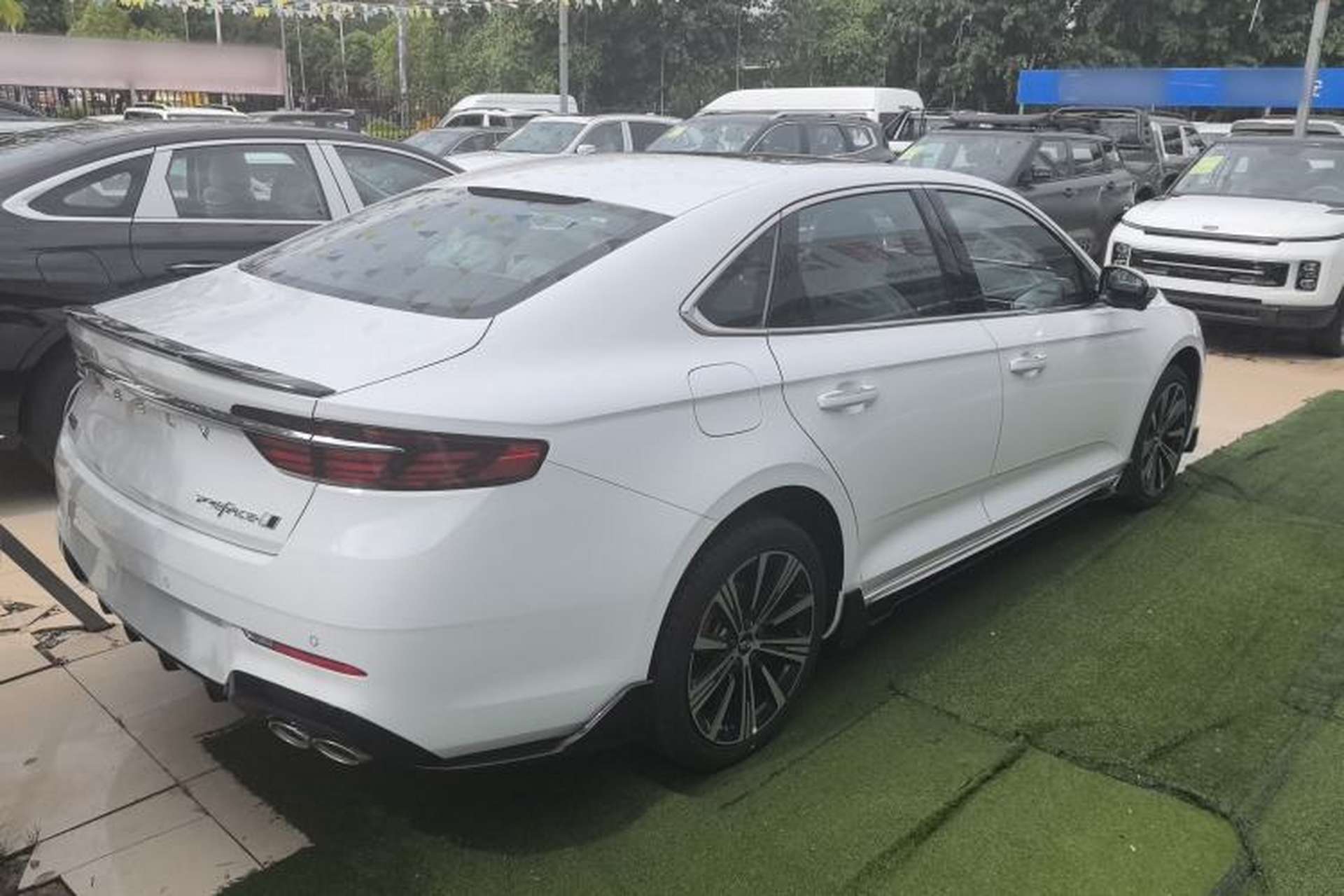 Used Geely Auto Preface 2026 Model Oriental Yao 1.5TD Kunlun Edition Exterior 2