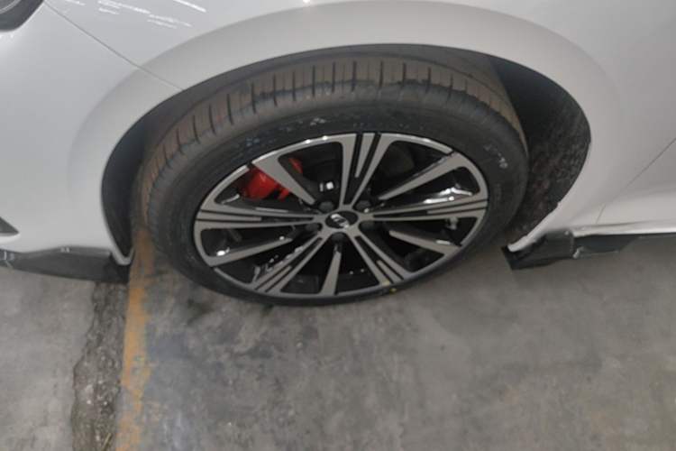 Used Geely Auto Preface 2026 Model Oriental Yao 1.5TD Kunlun Edition Exterior 4