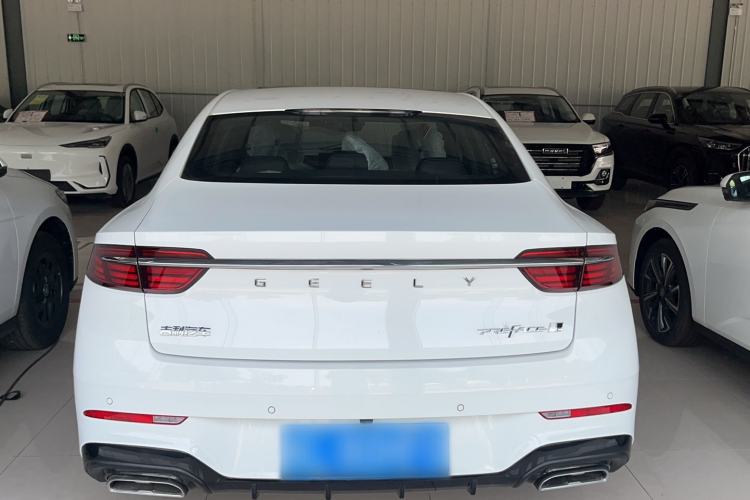 Used Geely Auto Preface 2026 Model Oriental Yao 1.5TD Fuyao Edition Exterior 4