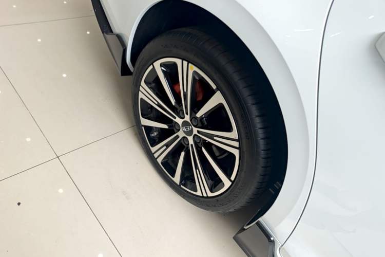 Used Geely Auto Preface 2026 Model Oriental Yao 1.5TD Kunlun Edition Exterior 5