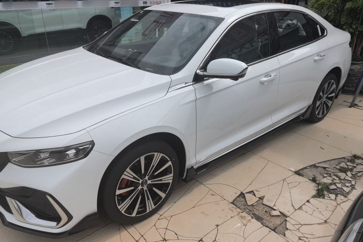Used Geely Auto Preface 2026 Model Oriental Yao 1.5TD Kunlun Edition Exterior 5