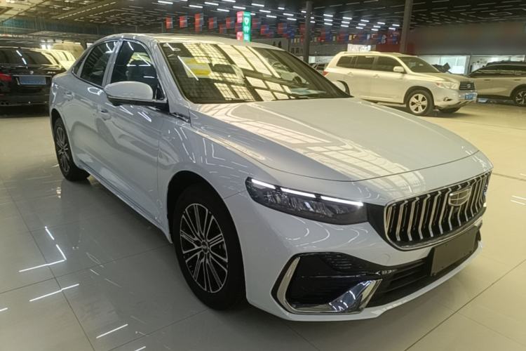 Used Geely Auto Preface 2026 Model Oriental Yao 1.5TD Fuyao Edition Front Right 45 Deg