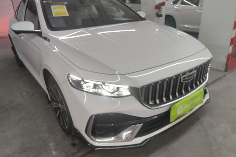 Used Geely Auto Preface 2026 Model Oriental Yao 1.5TD Kunlun Edition Front Right 45 Deg