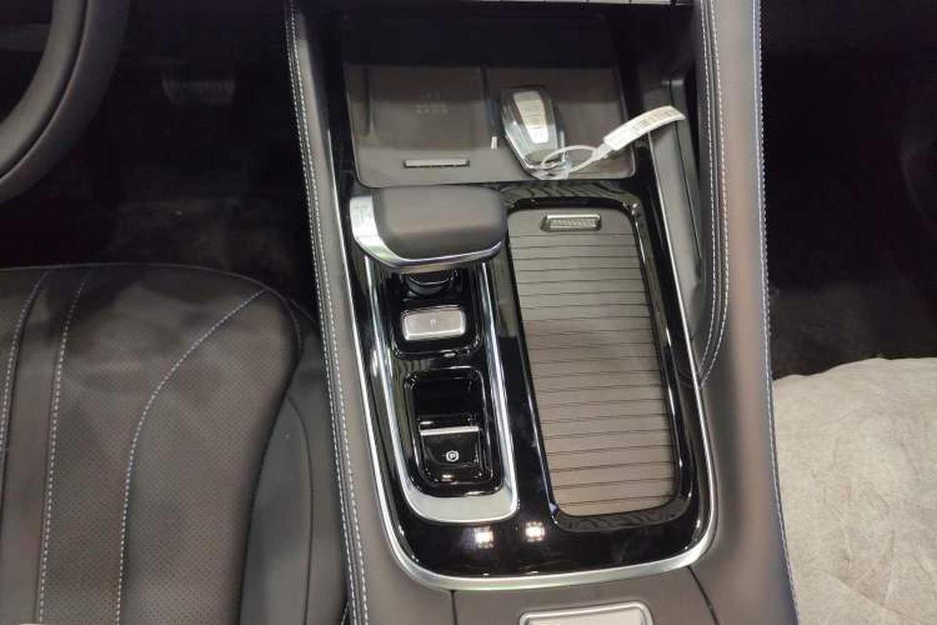 Used Geely Auto Preface 2026 Model Oriental Yao 1.5TD Kunlun Edition Gear Lever