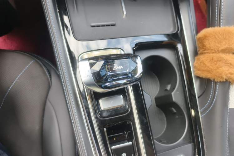 Used Geely Auto Preface 2026 Model Oriental Yao 2.0TD Xiaohan Edition Gear Lever