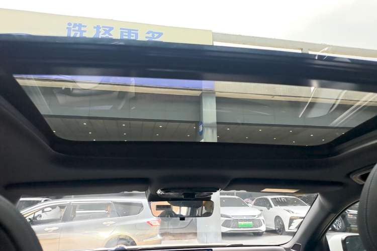 Used Geely Auto Preface 2026 Model Oriental Yao 1.5TD Kunlun Edition Headliner