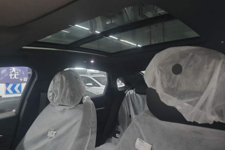 Used Geely Auto Preface 2026 Model Oriental Yao 1.5TD Fuyao Edition Headliner