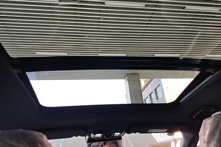 Used Geely Auto Preface 2026 Model Oriental Yao 1.5TD Fuyao Edition Headliner