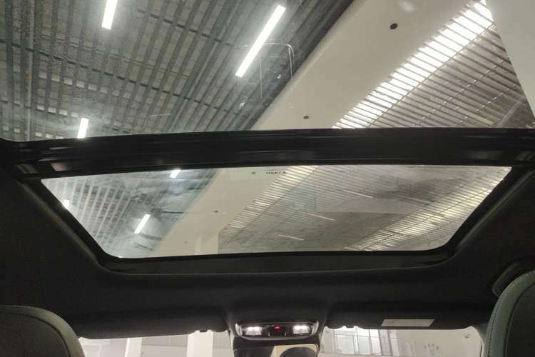 Used Geely Auto Preface 2026 Model Oriental Yao 1.5TD Kunlun Edition Headliner