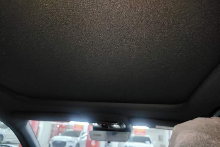 Used Geely Auto Preface 2026 Model Oriental Yao 1.5TD Fuyao Edition Headliner