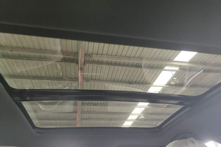 Used Geely Auto Preface 2026 Model Oriental Yao 1.5TD Fuyao Edition Headliner