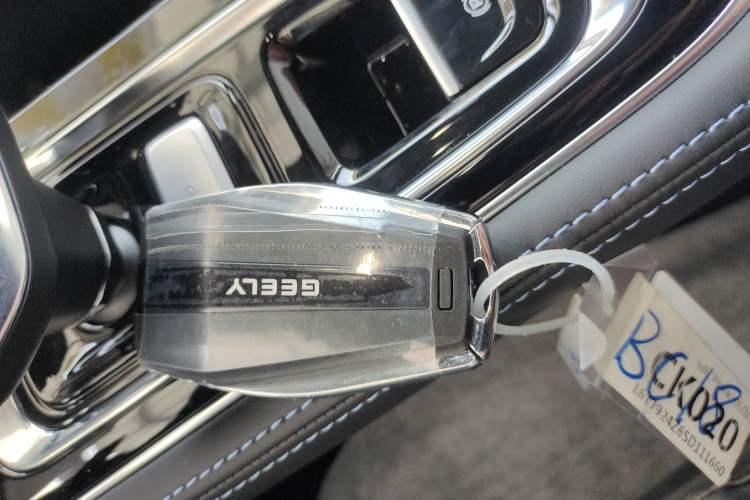 Used Geely Auto Preface 2026 Model Oriental Yao 1.5TD Kunlun Edition Interior 1