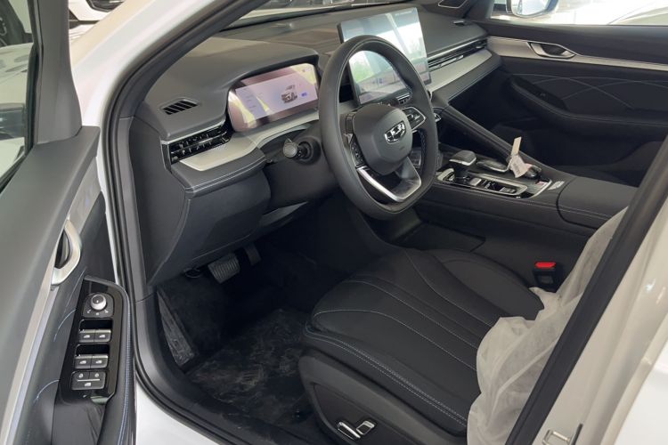 Used Geely Auto Preface 2026 Model Oriental Yao 1.5TD Fuyao Edition Interior 1