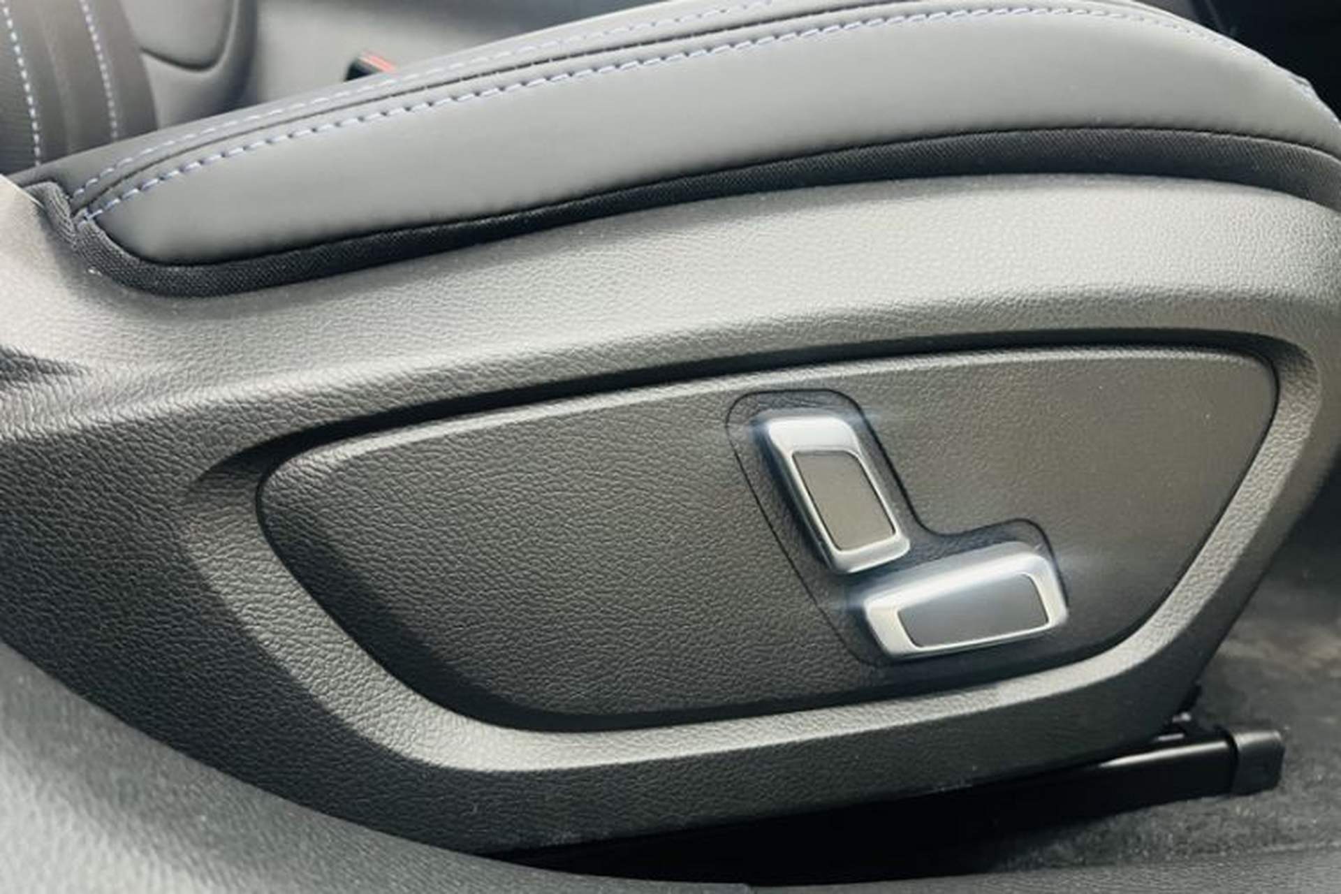 Used Geely Auto Preface 2026 Model Oriental Yao 1.5TD Kunlun Edition Interior 1