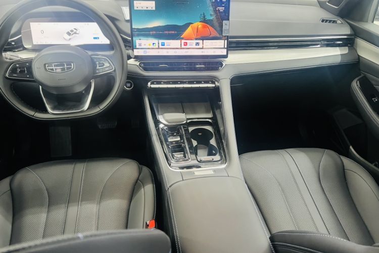 Used Geely Auto Preface 2026 Model Oriental Yao 1.5TD Kunlun Edition Interior 2