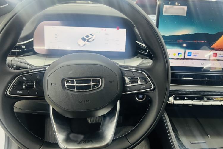 Used Geely Auto Preface 2026 Model Oriental Yao 1.5TD Kunlun Edition Interior 3