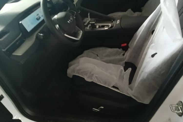 Used Geely Auto Preface 2026 Model Oriental Yao 1.5TD Fuyao Edition Left Front Seat