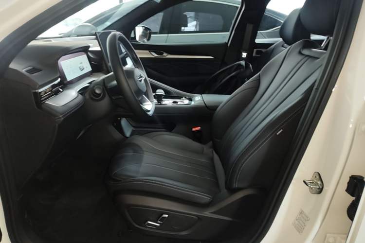 Used Geely Auto Preface 2026 Model Oriental Yao 1.5TD Kunlun Edition Left Front Seat