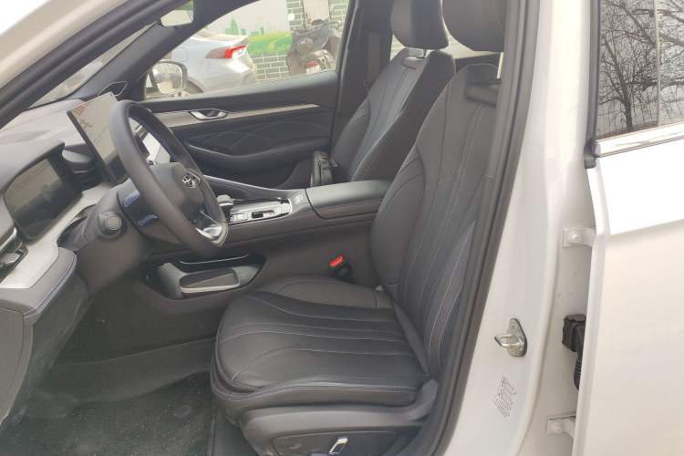 Used Geely Auto Preface 2026 Model Oriental Yao 1.5TD Fuyao Edition Left Front Seat