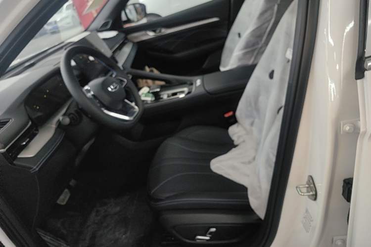 Used Geely Auto Preface 2026 Model Oriental Yao 1.5TD Fuyao Edition Left Front Seat