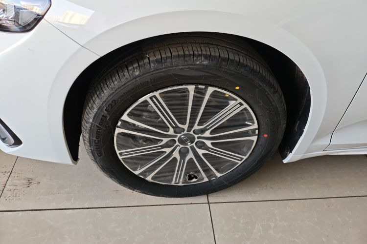 Used Geely Auto Preface 2026 Model Oriental Yao 1.5TD Fuyao Edition Left Front Wheel Hub