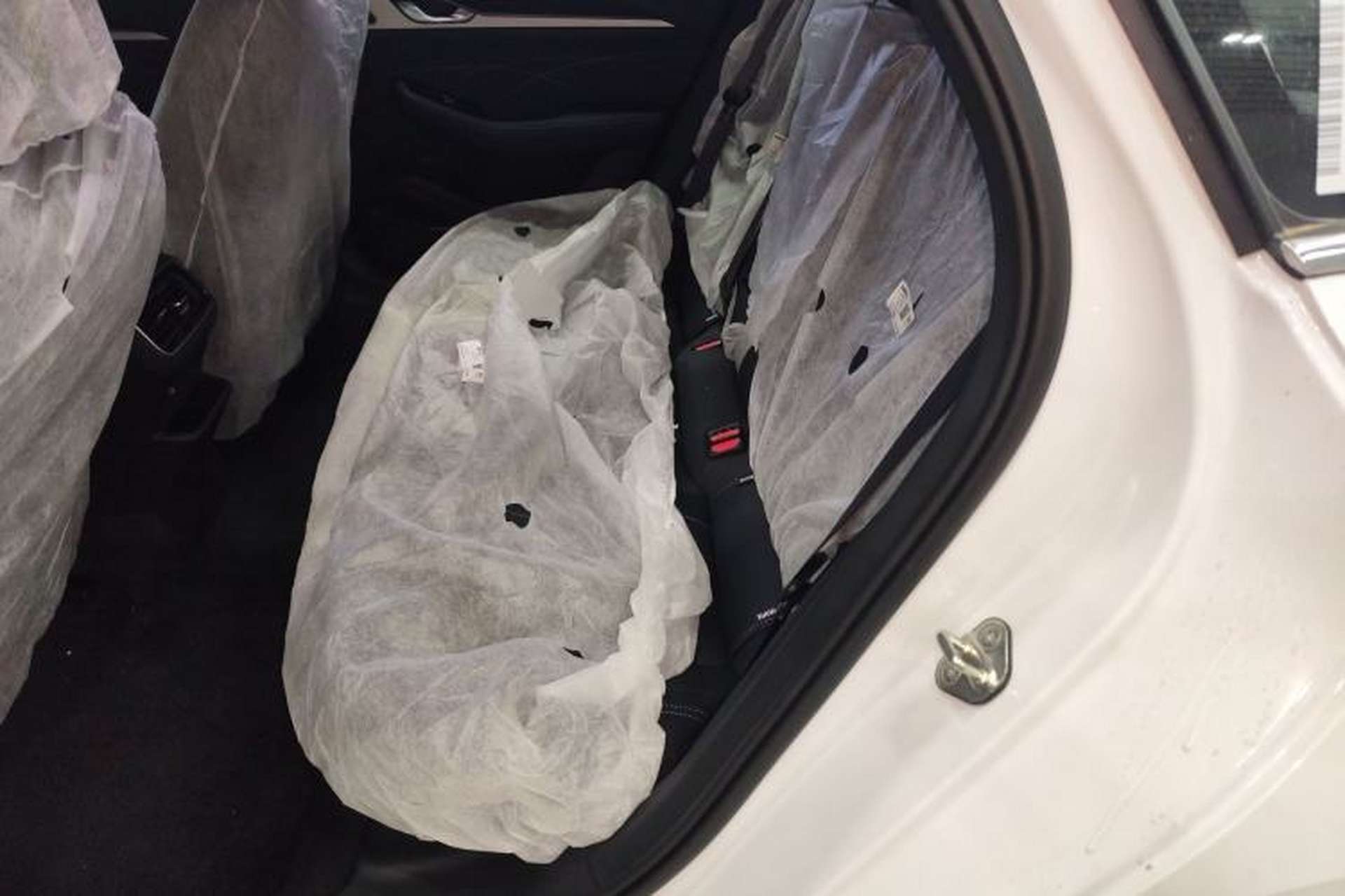 Used Geely Auto Preface 2026 Model Oriental Yao 1.5TD Kunlun Edition Left Rear Seat