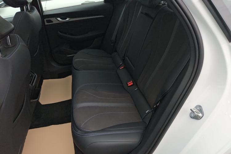 Used Geely Auto Preface 2026 Model Oriental Yao 2.0TD Xiaohan Edition Left Rear Seat