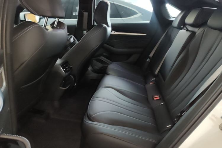 Used Geely Auto Preface 2026 Model Oriental Yao 1.5TD Kunlun Edition Left Rear Seat