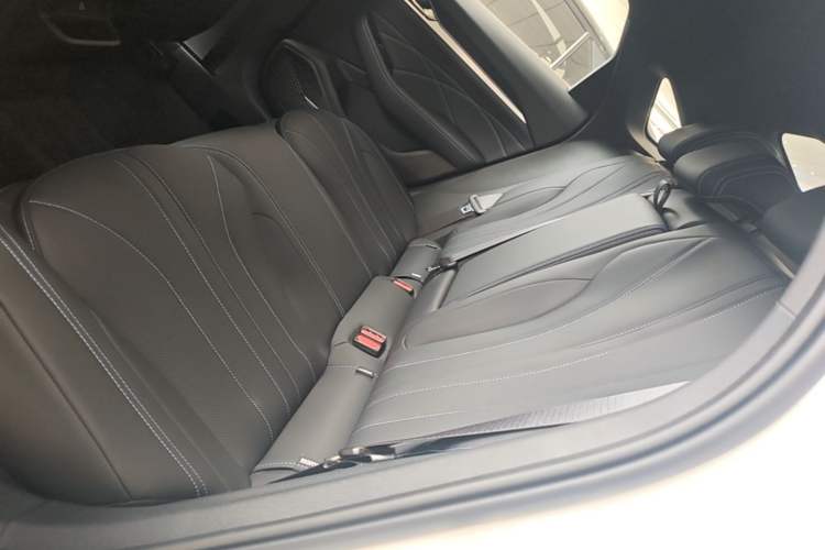 Used Geely Auto Preface 2026 Model Oriental Yao 1.5TD Kunlun Edition Left Rear Seat