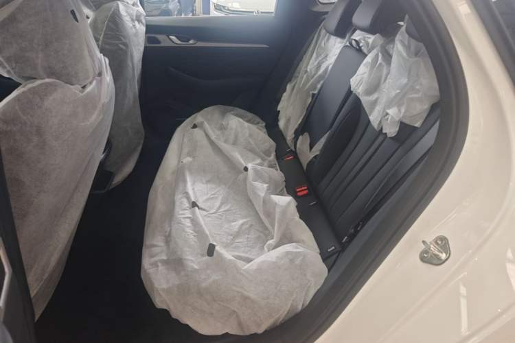 Used Geely Auto Preface 2026 Model Oriental Yao 1.5TD Fuyao Edition Left Rear Seat