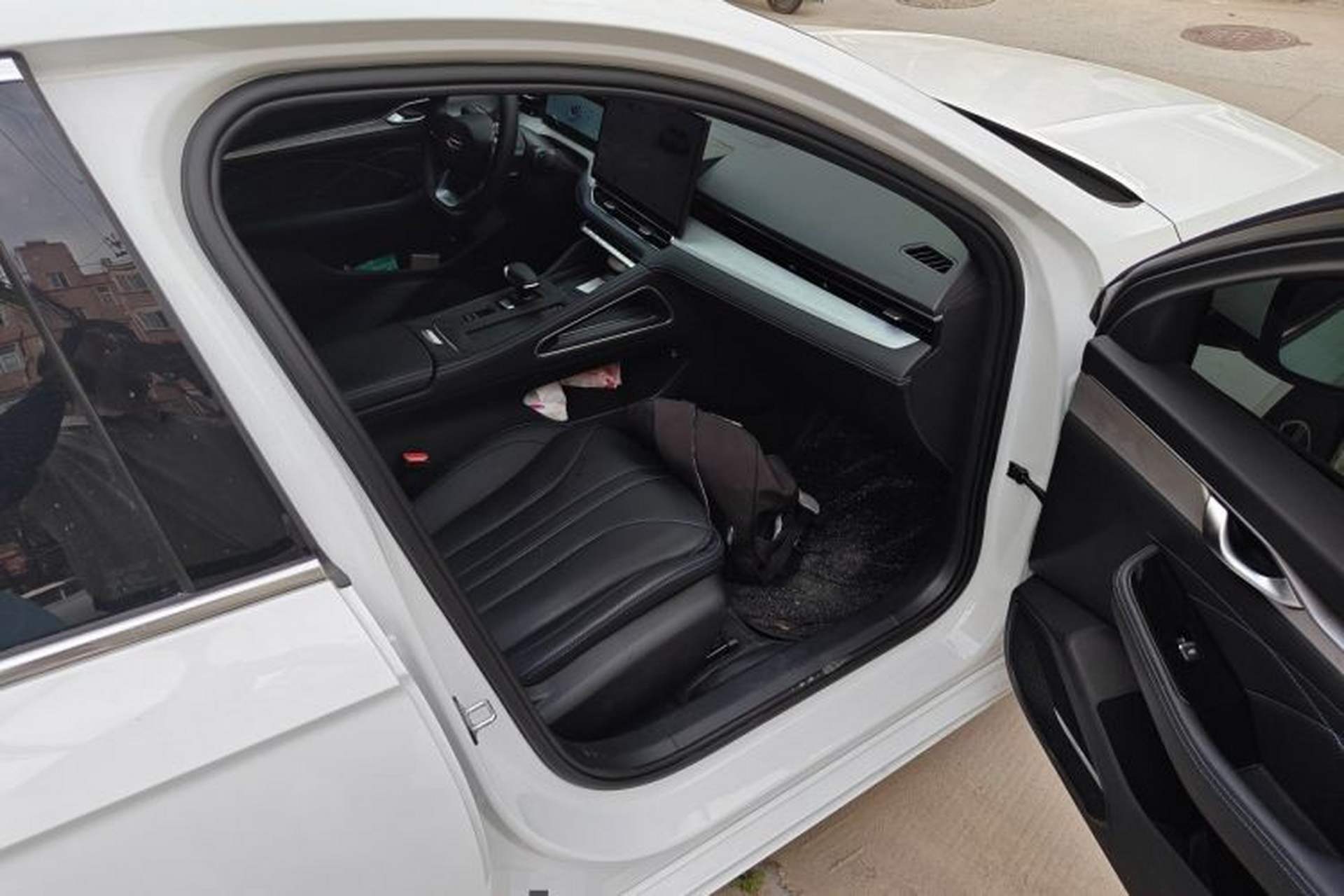 Used Geely Auto Preface 2026 Model Oriental Yao 1.5TD Fuyao Edition Left Rear Seat