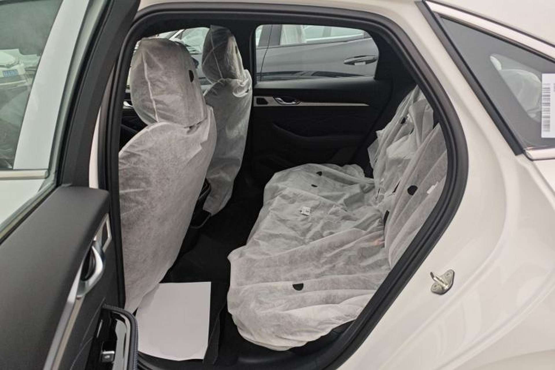 Used Geely Auto Preface 2026 Model Oriental Yao 1.5TD Fuyao Edition Left Rear Seat