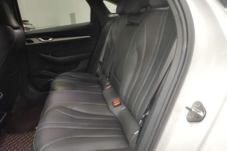 Used Geely Auto Preface 2026 Model Oriental Yao 1.5TD Kunlun Edition Left Rear Seat